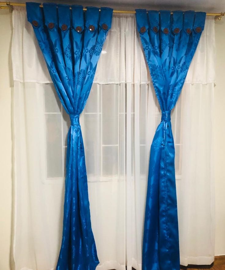 CORTINAS EN JACQUARD (DOS PANELES)